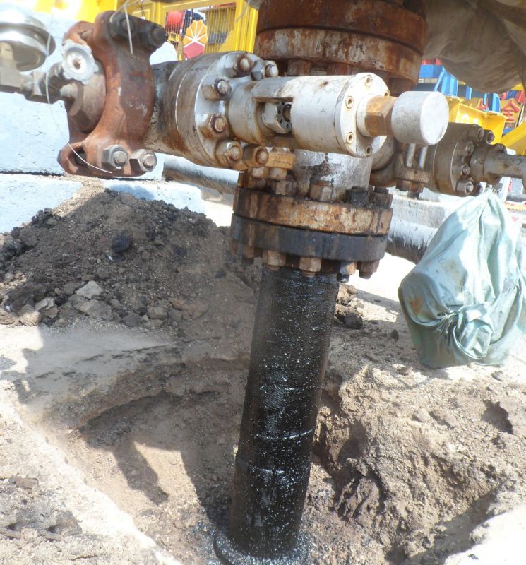 油井套管短接碳纖維加固結構補強